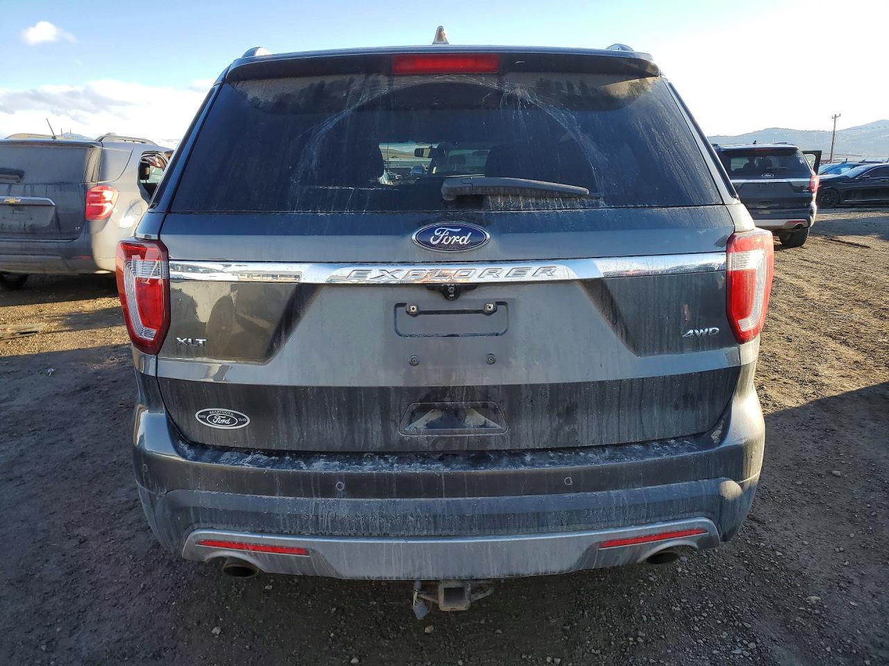 2017 FORD EXPLORER XLT photo 6