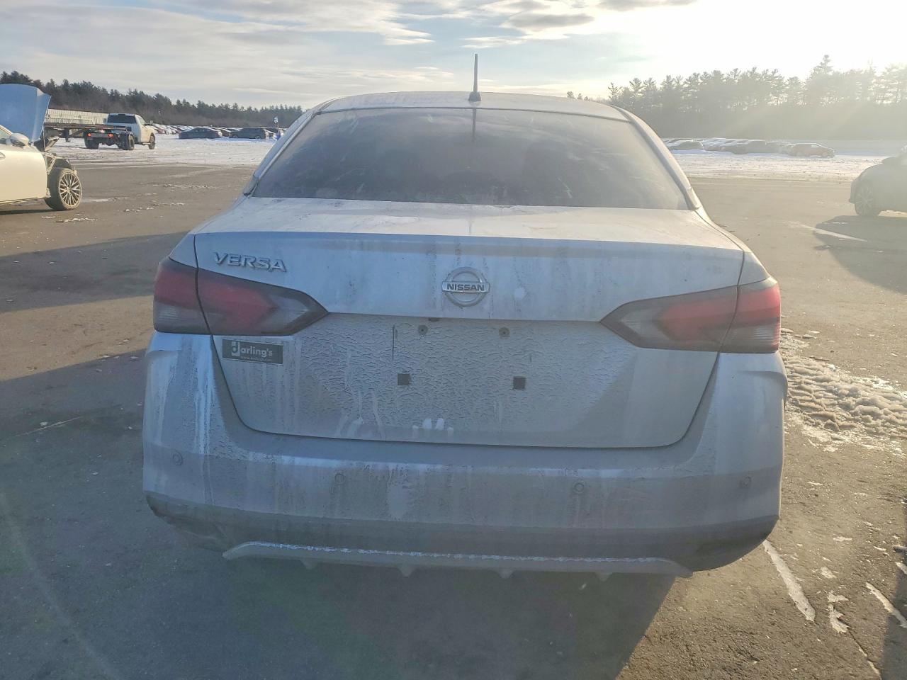 2021 NISSAN VERSA S photo 11