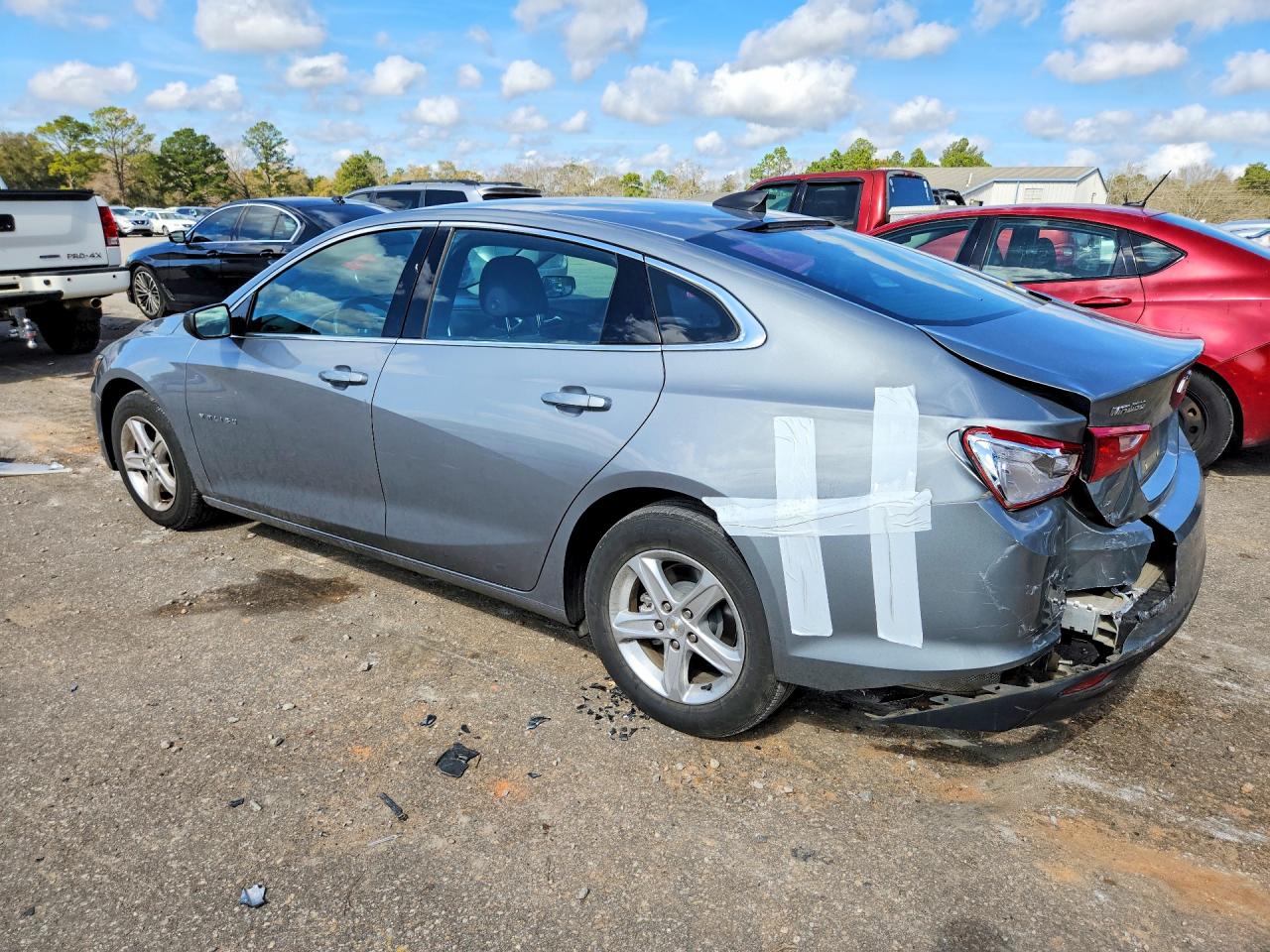2023 CHEVROLET MALIBU LS photo 2