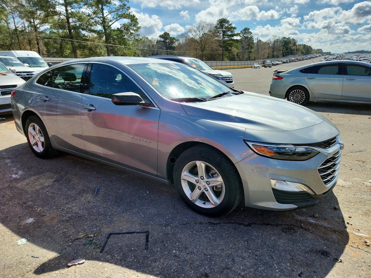 2023 CHEVROLET MALIBU LS photo 4
