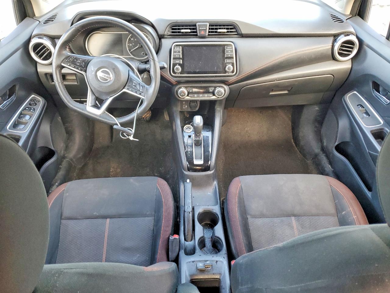 2020 NISSAN VERSA SR photo 15