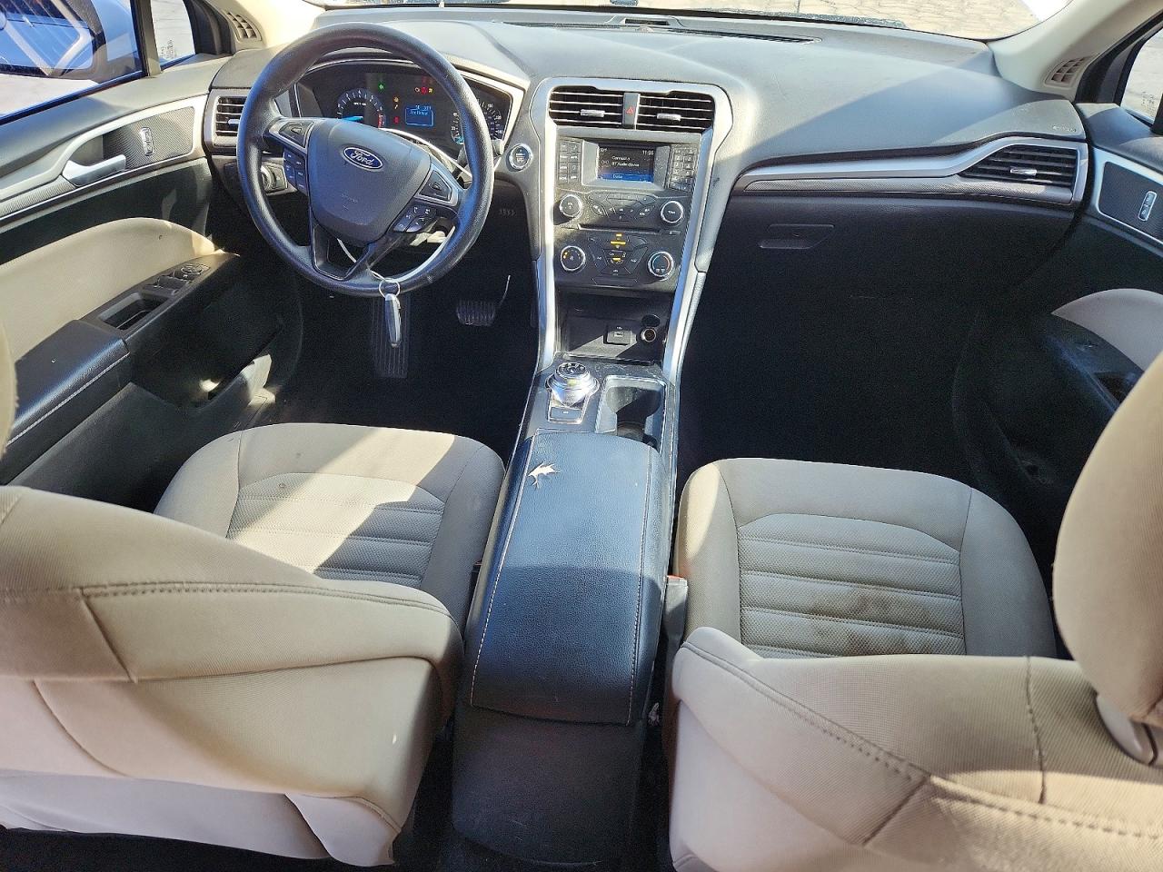 2017 FORD FUSION S photo 8