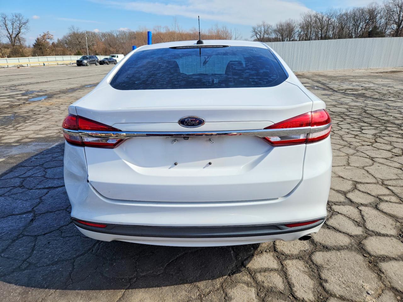 2017 FORD FUSION S photo 6