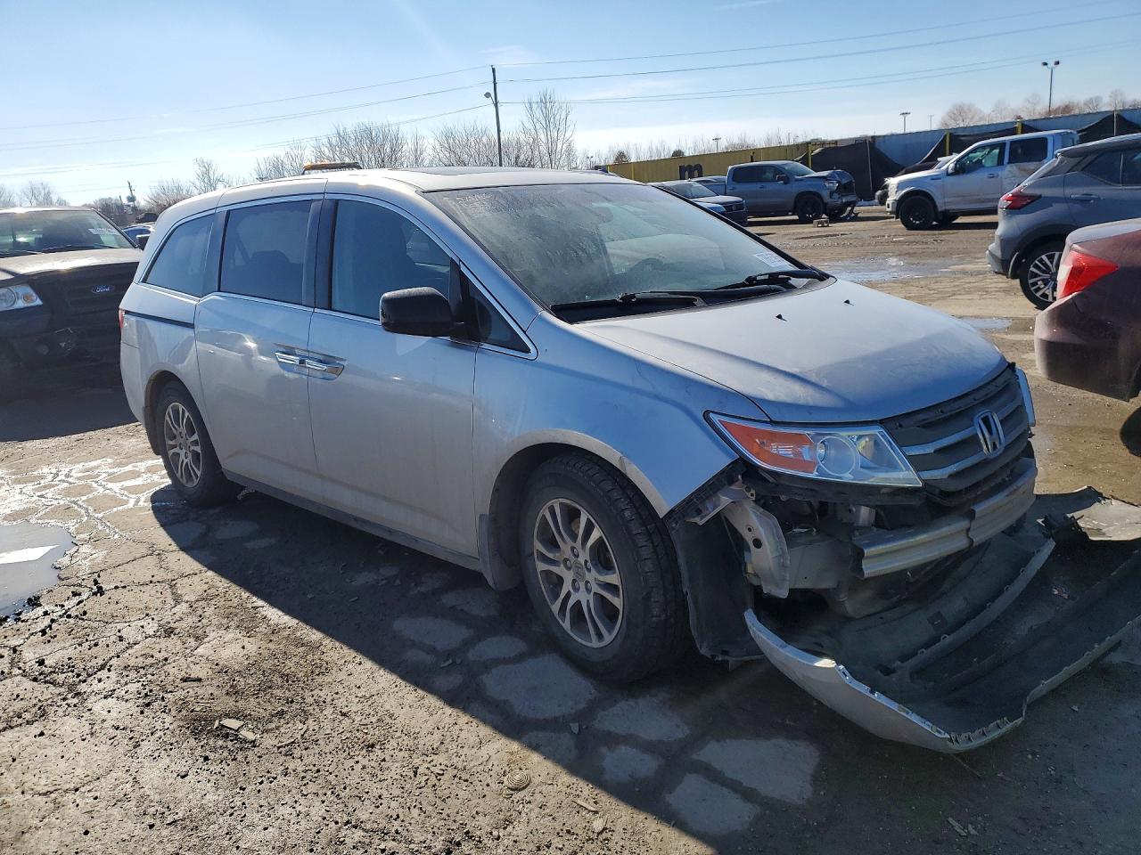 2012 HONDA ODYSSEY EXL photo 4