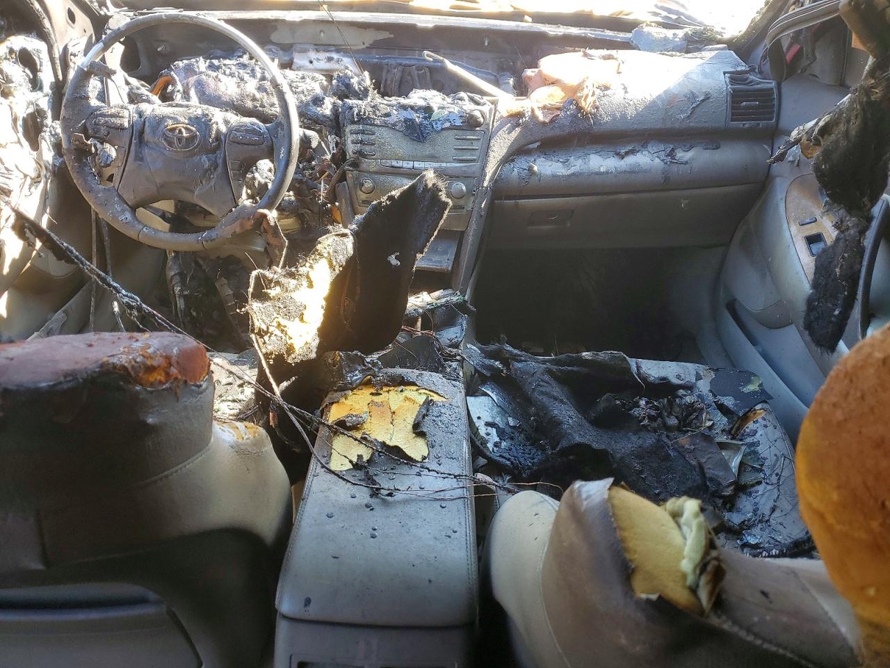 2007 TOYOTA CAMRY LE V6 photo 8