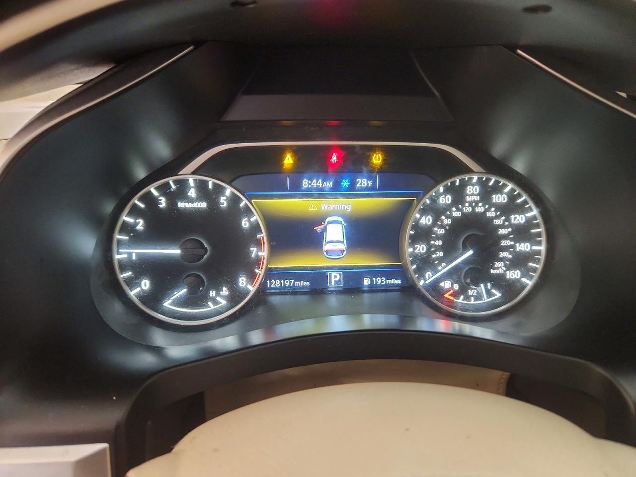 2015 NISSAN MURANO S photo 9