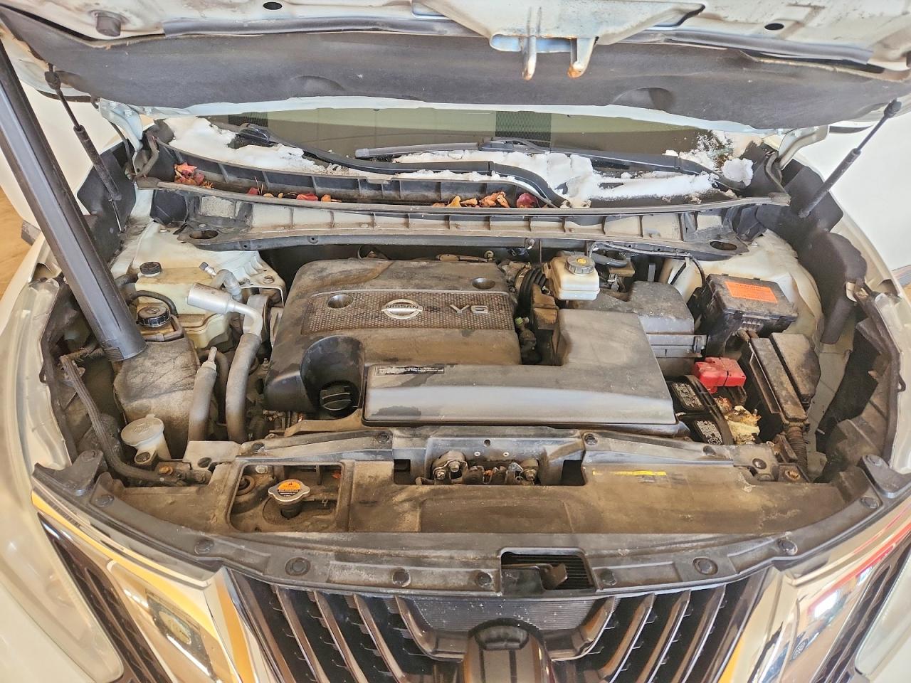 2015 NISSAN MURANO S photo 12
