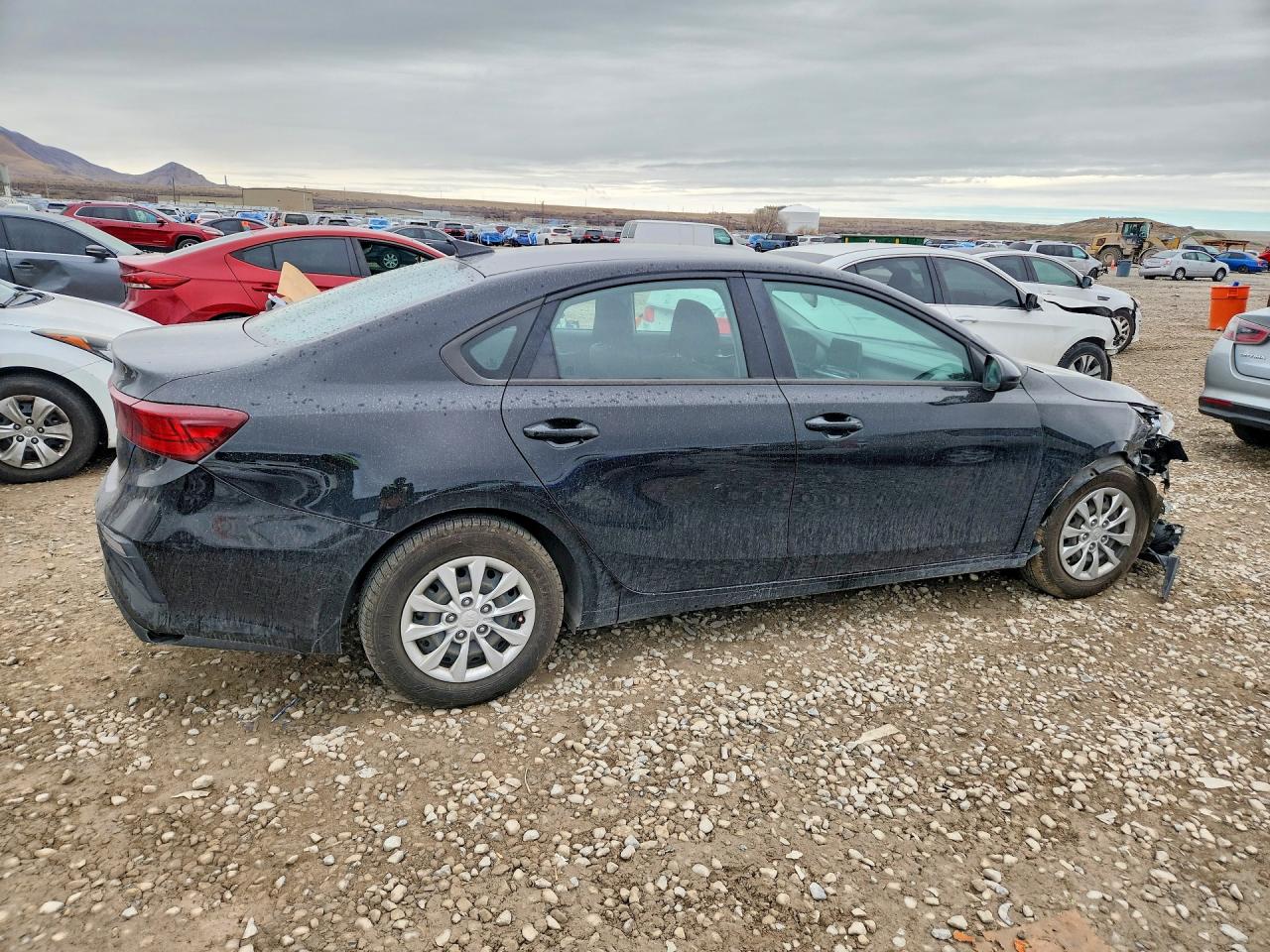 2020 KIA FORTE FE photo 3