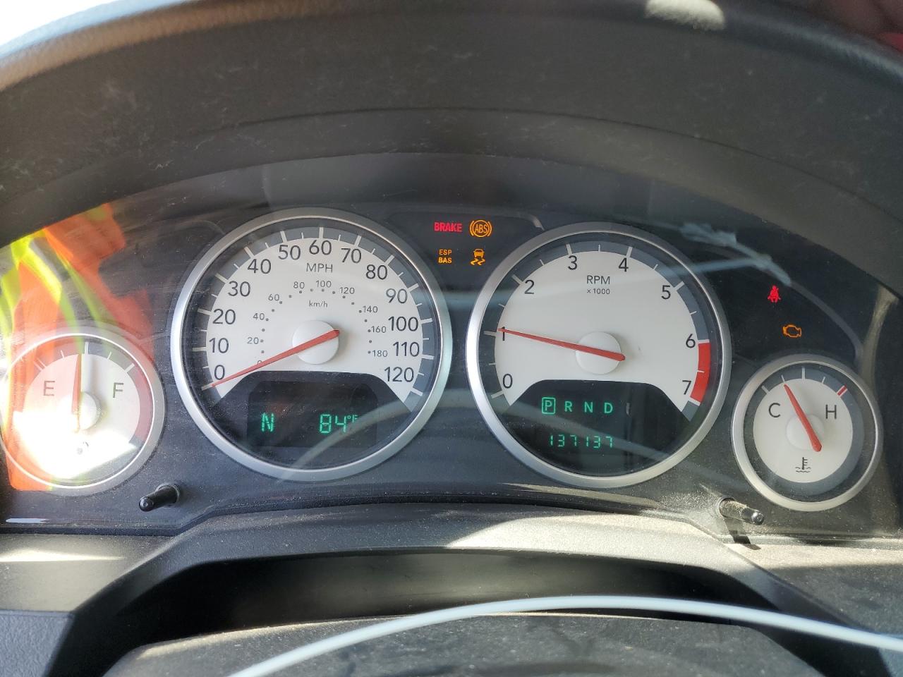 2010 DODGE GRAND CARAVAN SXT photo 9