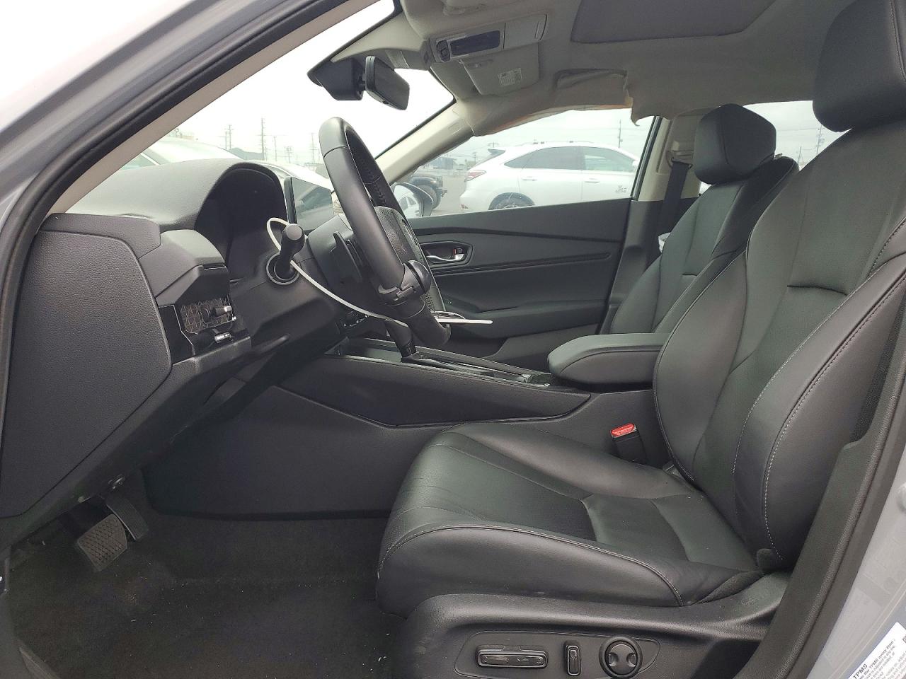2025 HONDA ACCORD HYBRID EXL photo 13