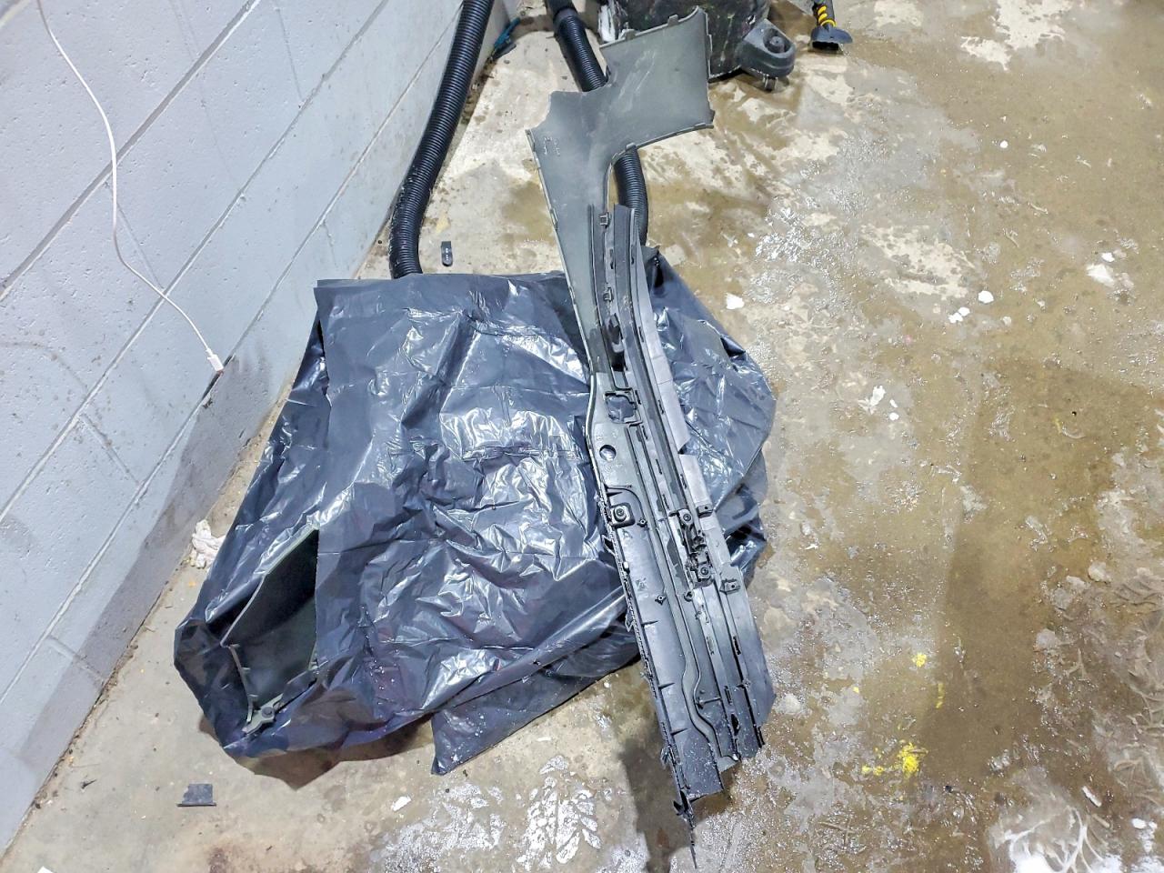2009 TOYOTA TACOMA BASE photo 23