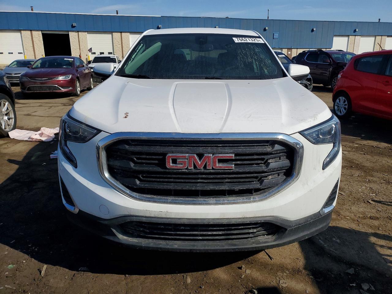 2020 GMC TERRAIN SLE photo 5