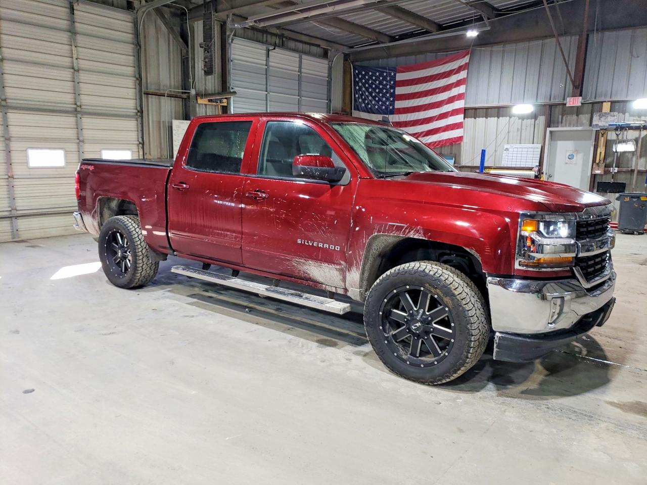 2017 CHEVROLET SILVERADO K1500 LT photo 7