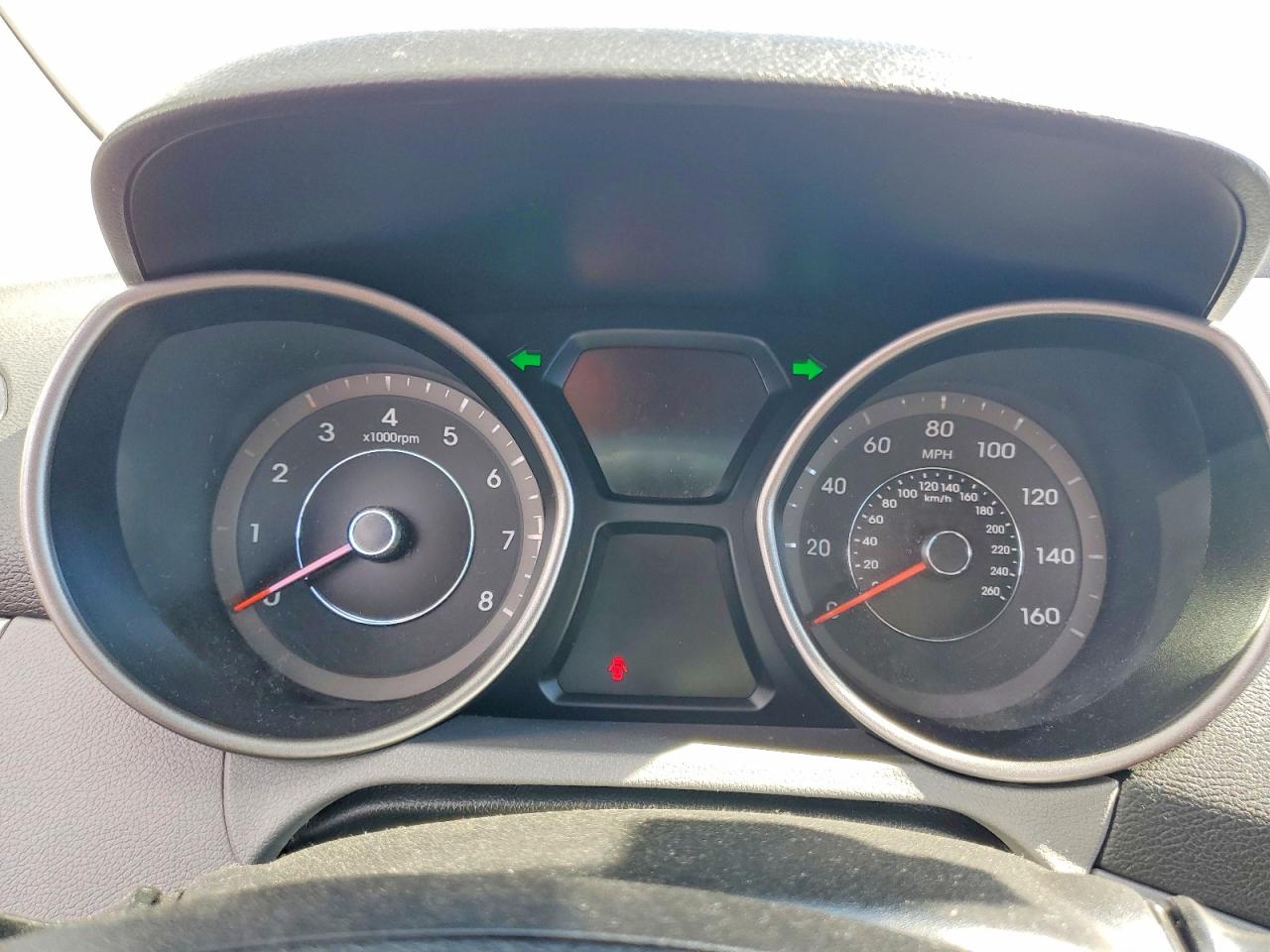2015 HYUNDAI ELANTRA SE photo 33