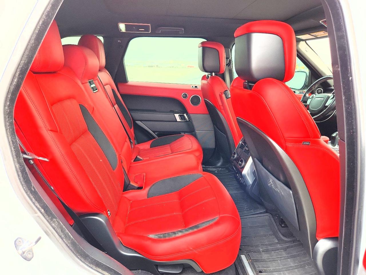 2018 LAND ROVER RANGE ROVER SPORT SUPERCHARGED DYNAMIC photo 28