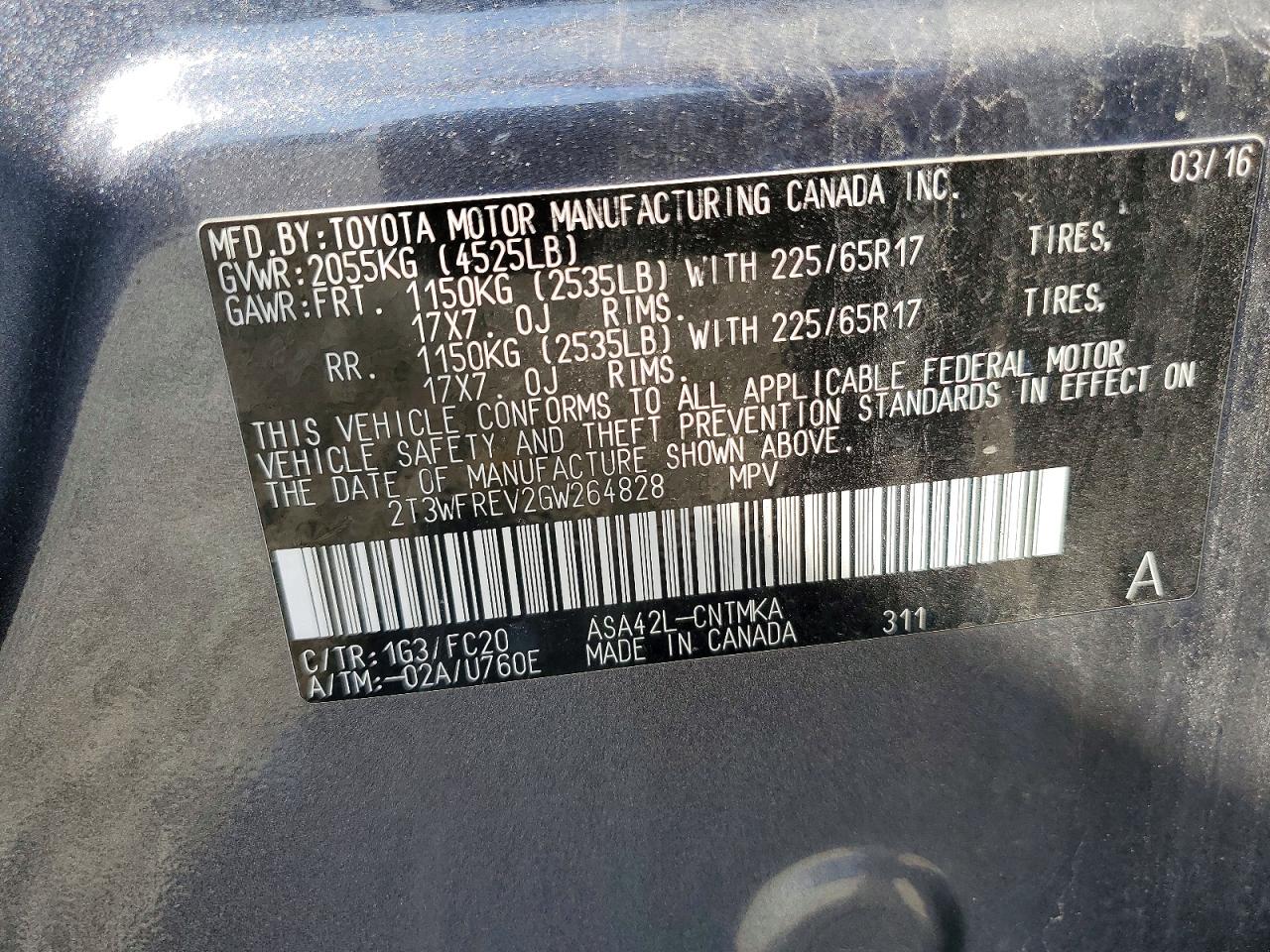 2016 TOYOTA RAV4 XLE photo 23