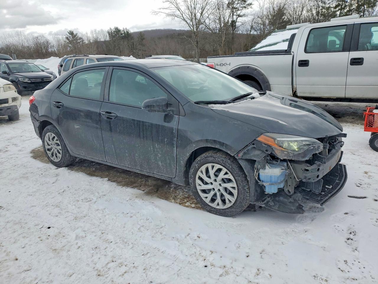 2019 TOYOTA COROLLA photo 10