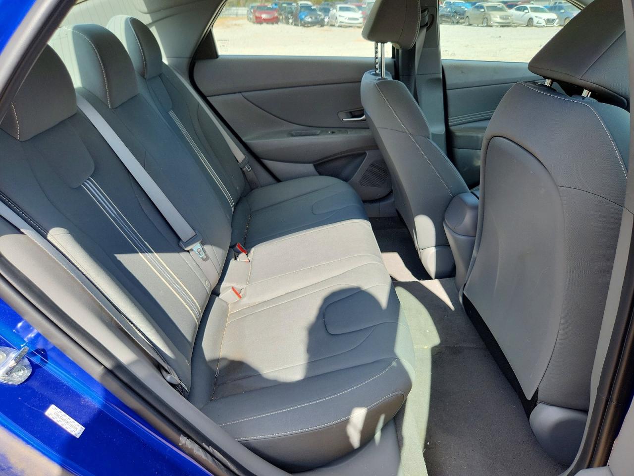 2022 HYUNDAI ELANTRA SEL photo 28