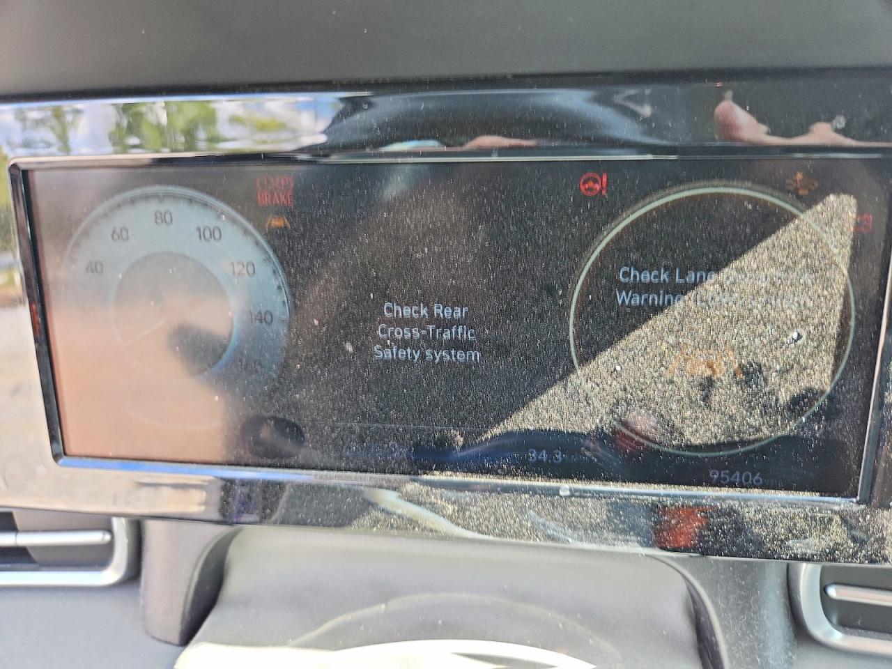 2022 HYUNDAI ELANTRA SEL photo 25