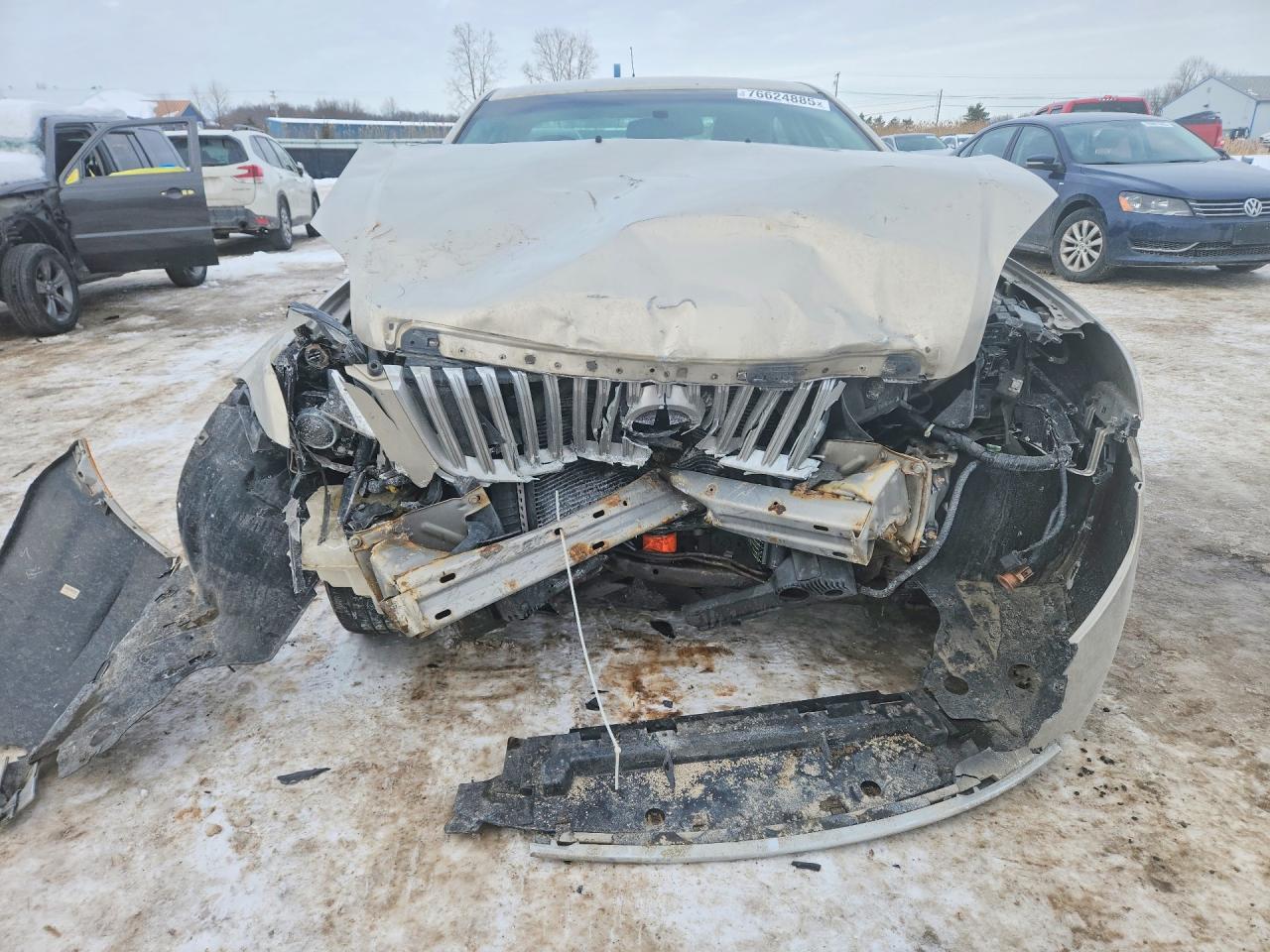 2010 MERCURY MILAN photo 5