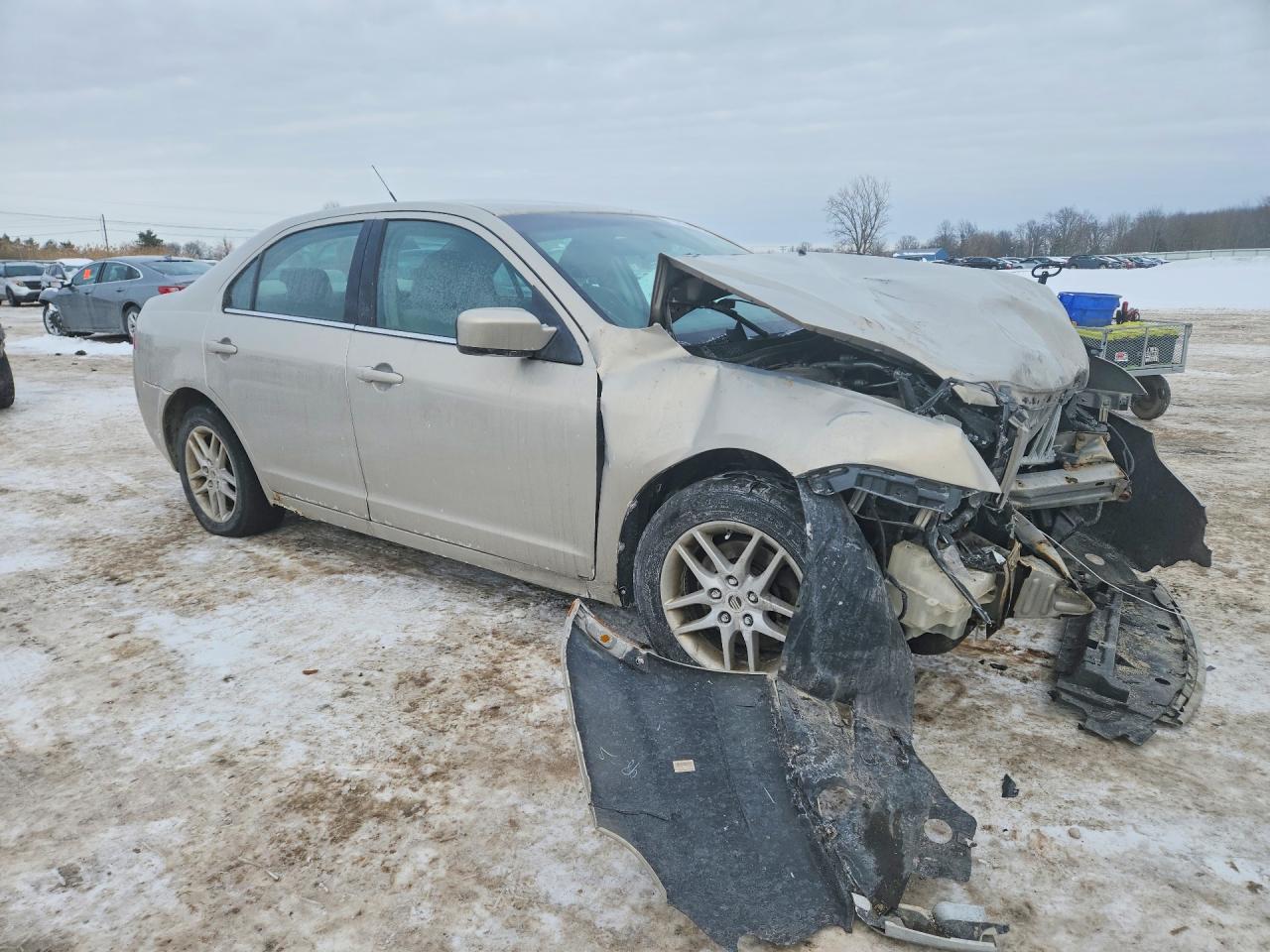 2010 MERCURY MILAN photo 4