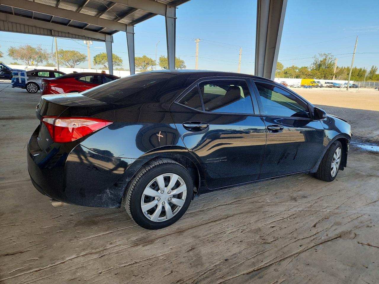 2017 TOYOTA COROLLA L photo 3
