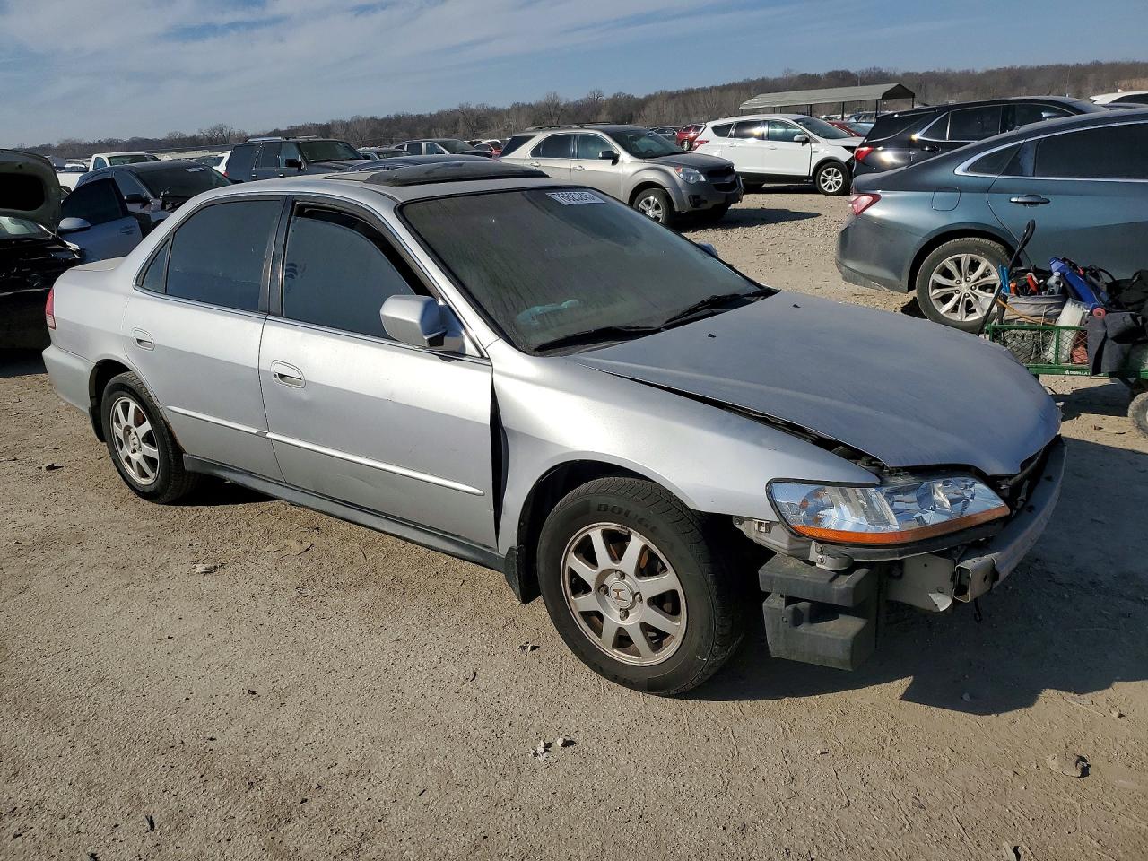 2002 HONDA ACCORD SE photo 4
