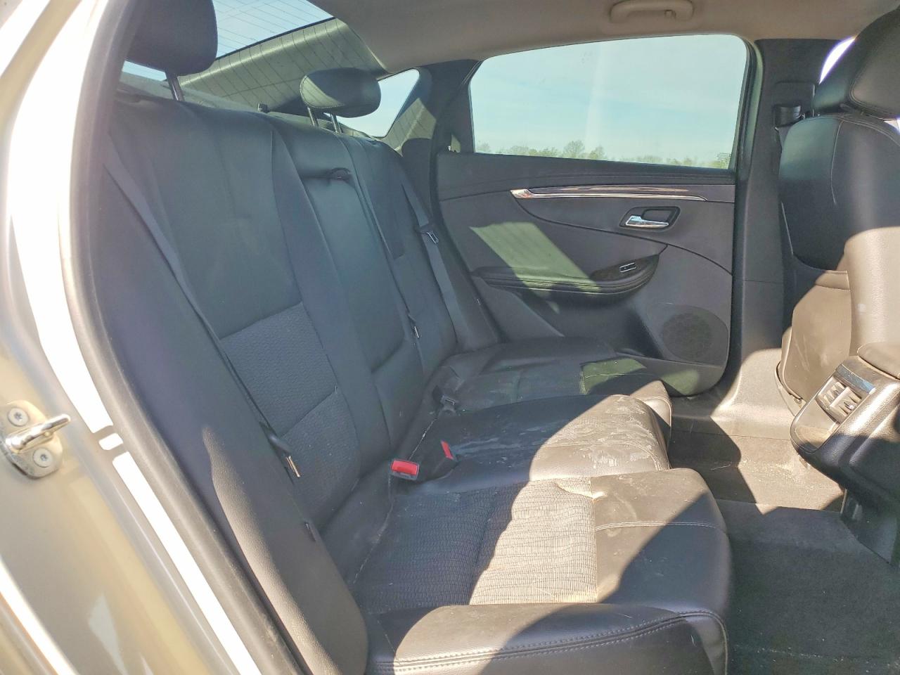 2015 CHEVROLET IMPALA LT photo 10