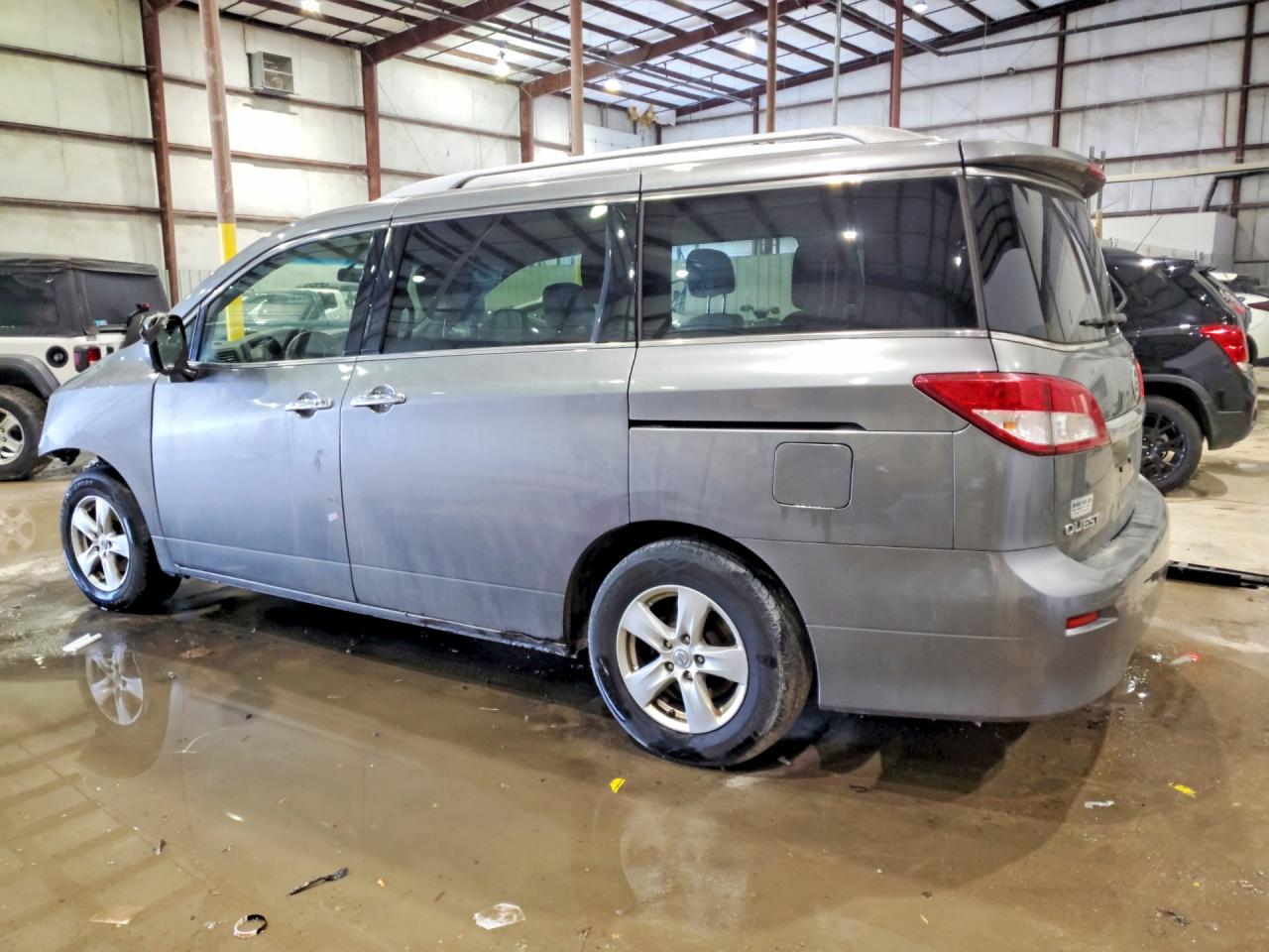 2016 NISSAN QUEST 3.5 SV photo 2