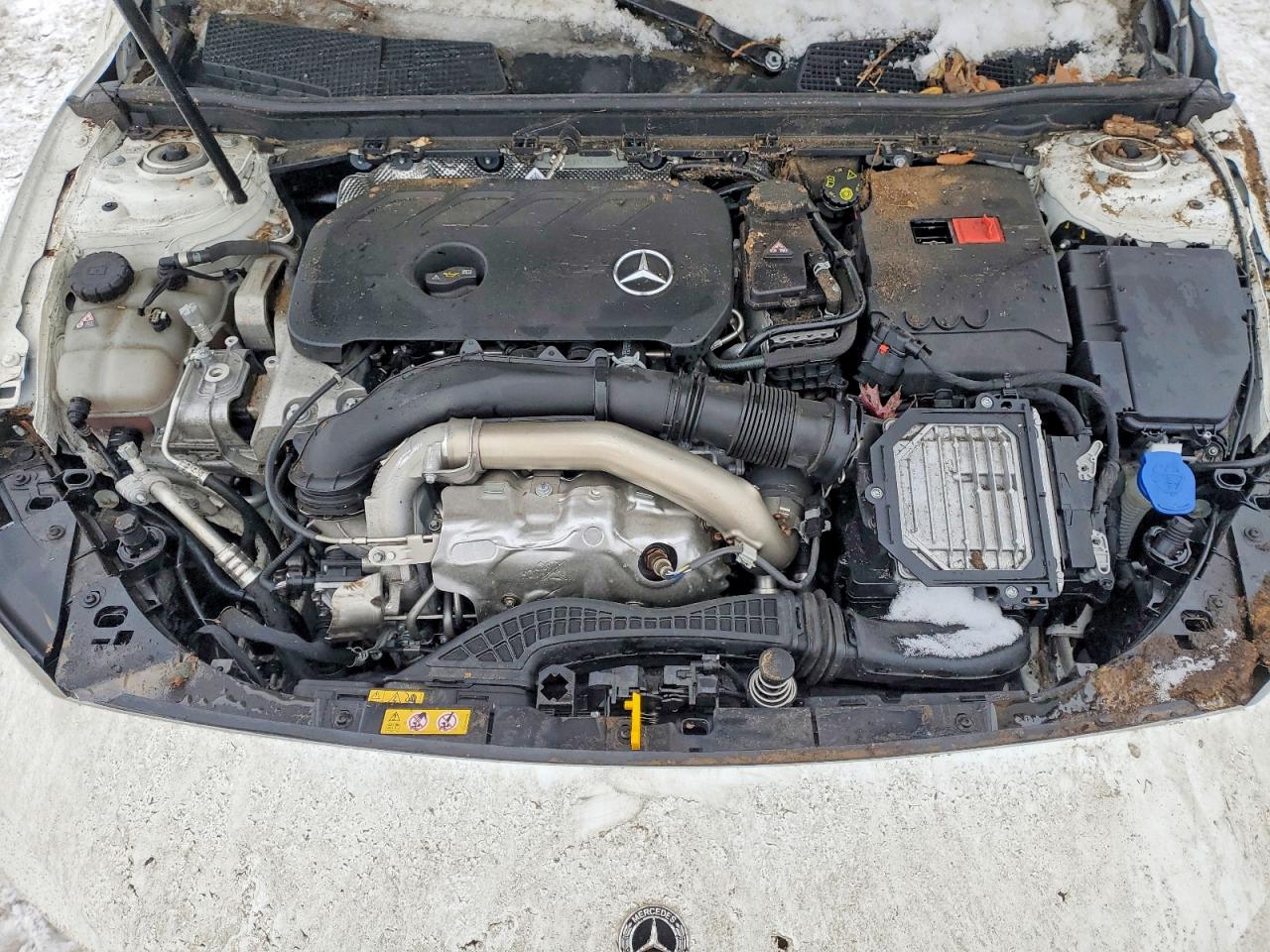 2025 MERCEDES-BENZ CLA 250 4MATIC photo 11