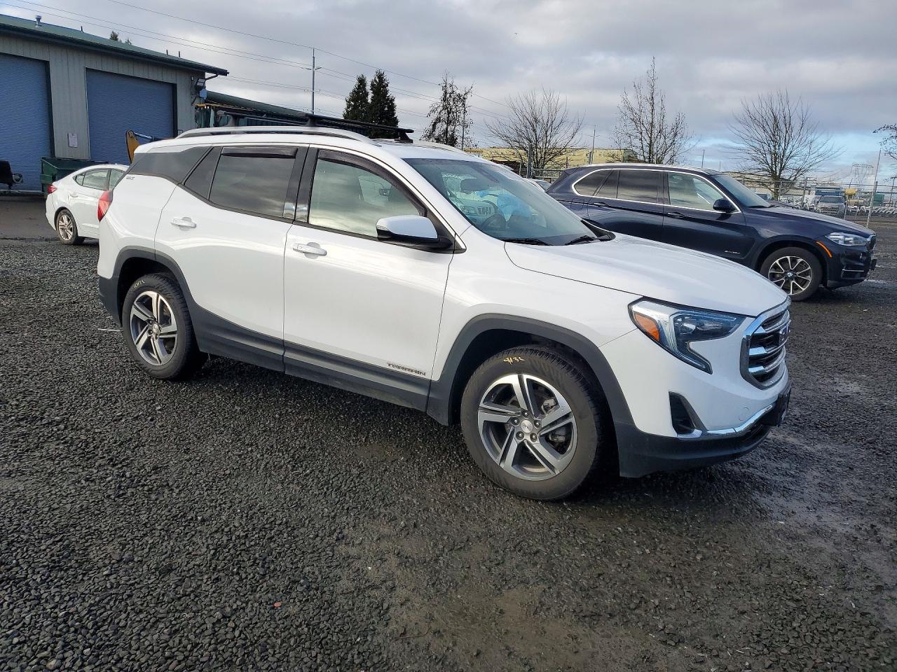 2020 GMC TERRAIN SLT photo 4
