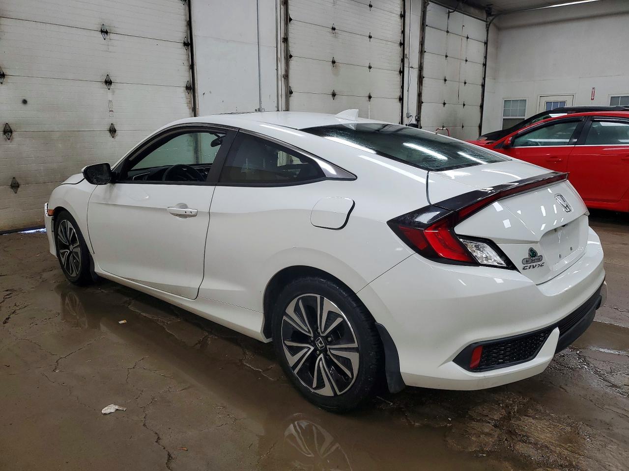 2016 HONDA CIVIC EX photo 2