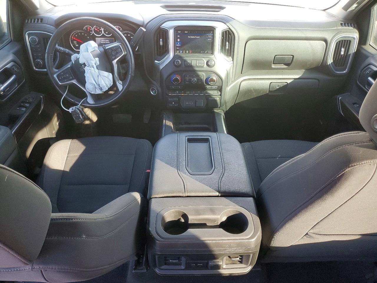 2021 CHEVROLET SILVERADO K1500 RST photo 22