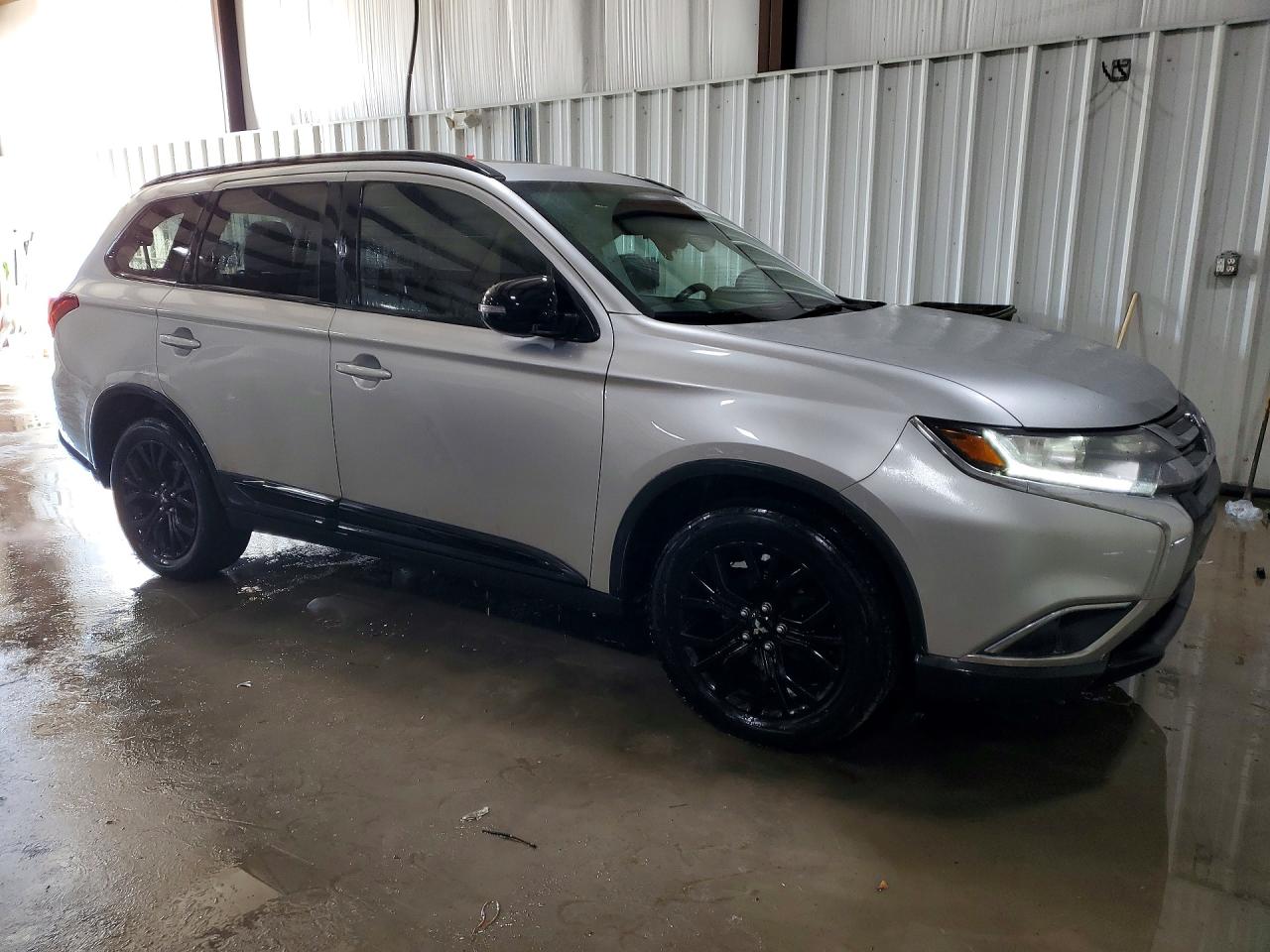 2018 MITSUBISHI OUTLANDER SE photo 4