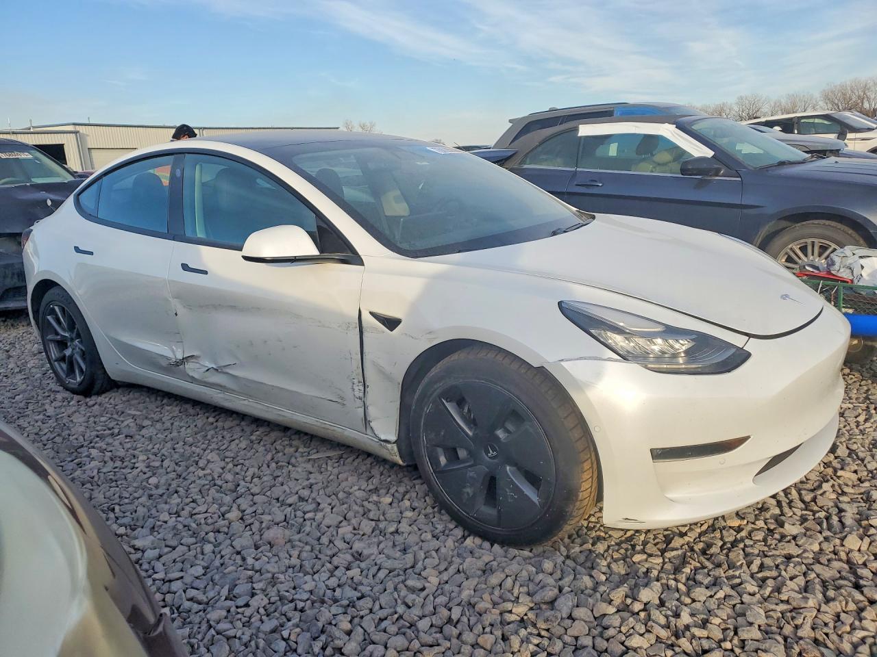 2021 TESLA MODEL 3 photo 4