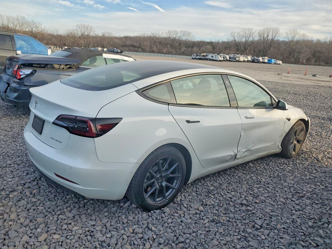 2021 TESLA MODEL 3 photo 3