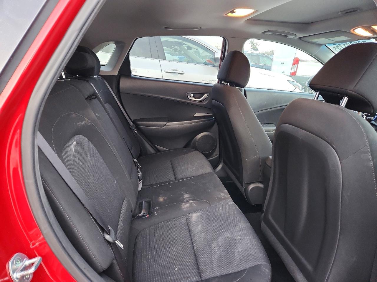2022 HYUNDAI KONA SEL photo 28