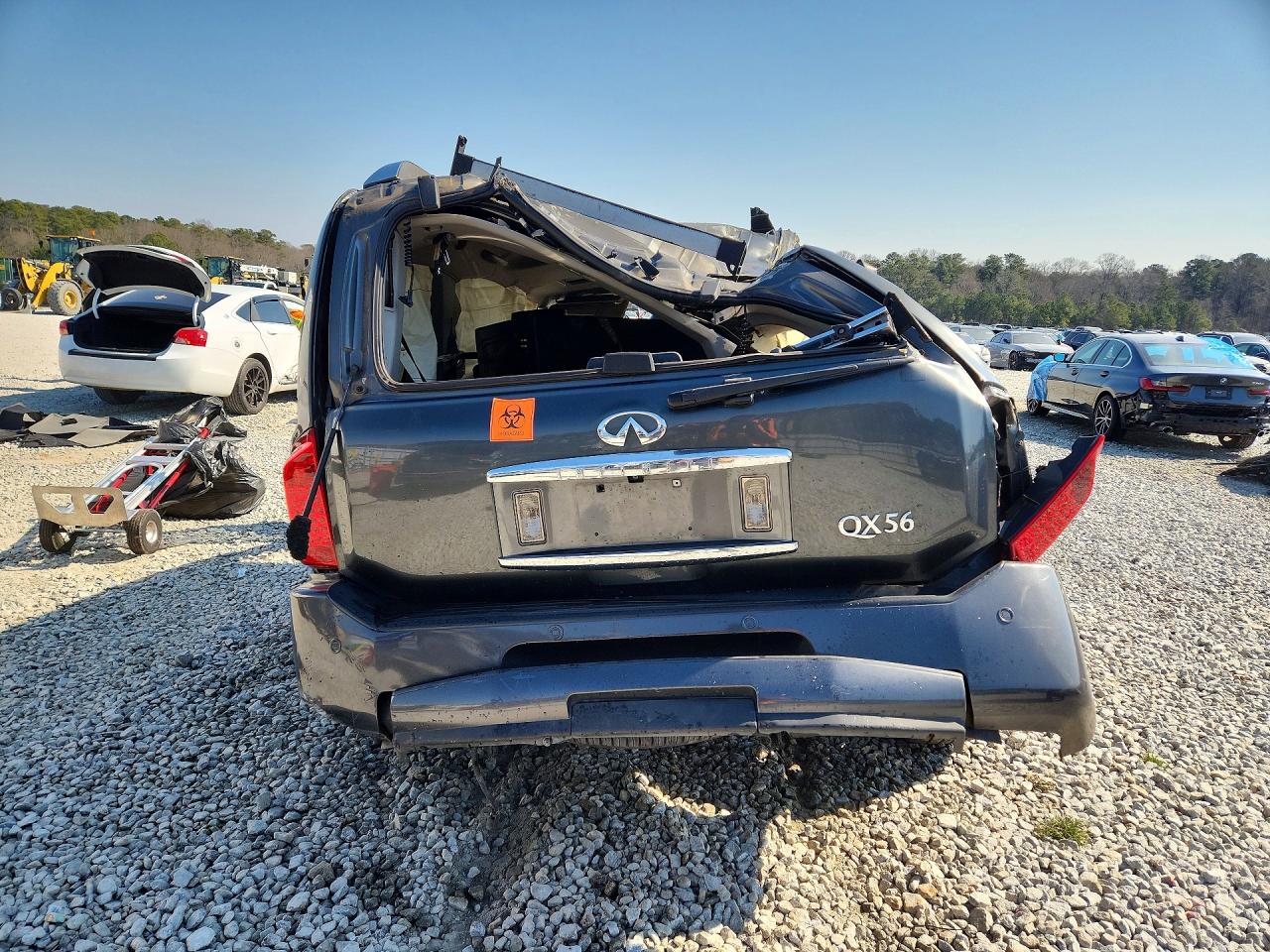2008 INFINITI QX56 photo 6