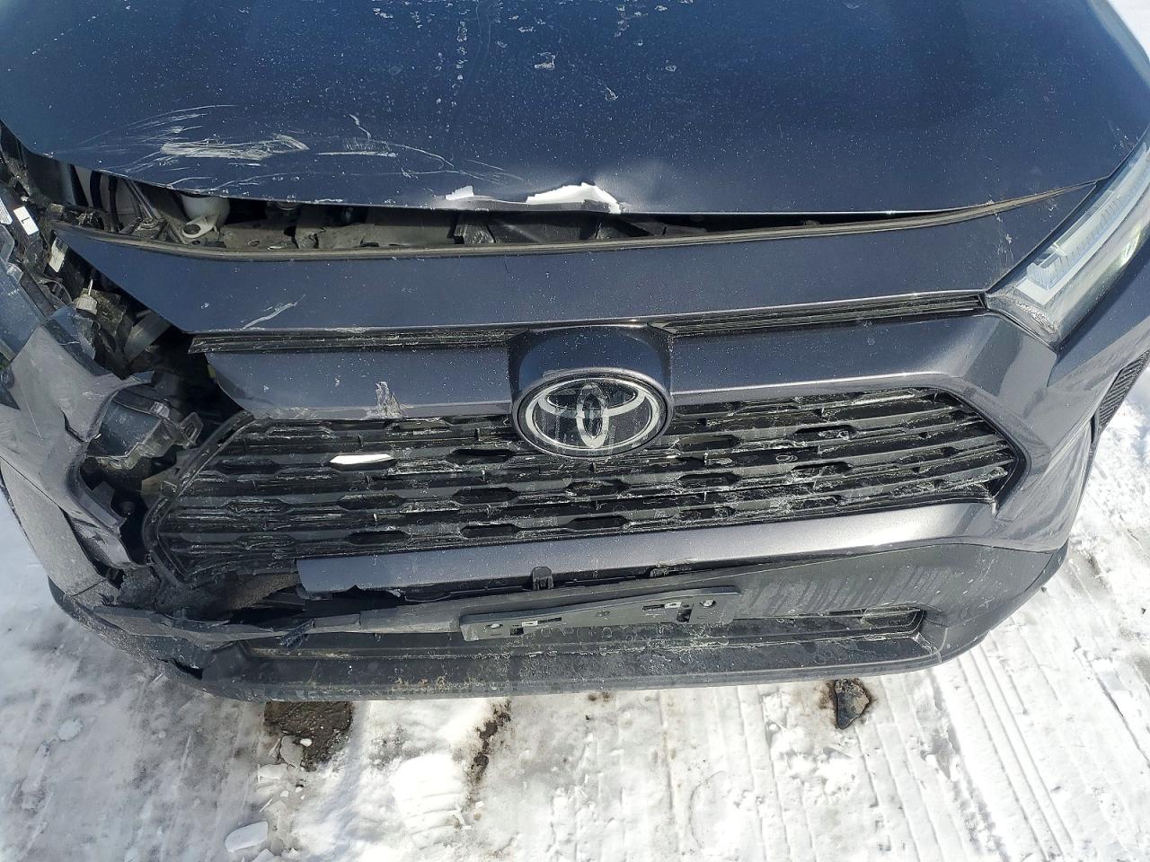 2024 TOYOTA RAV4 LE photo 23