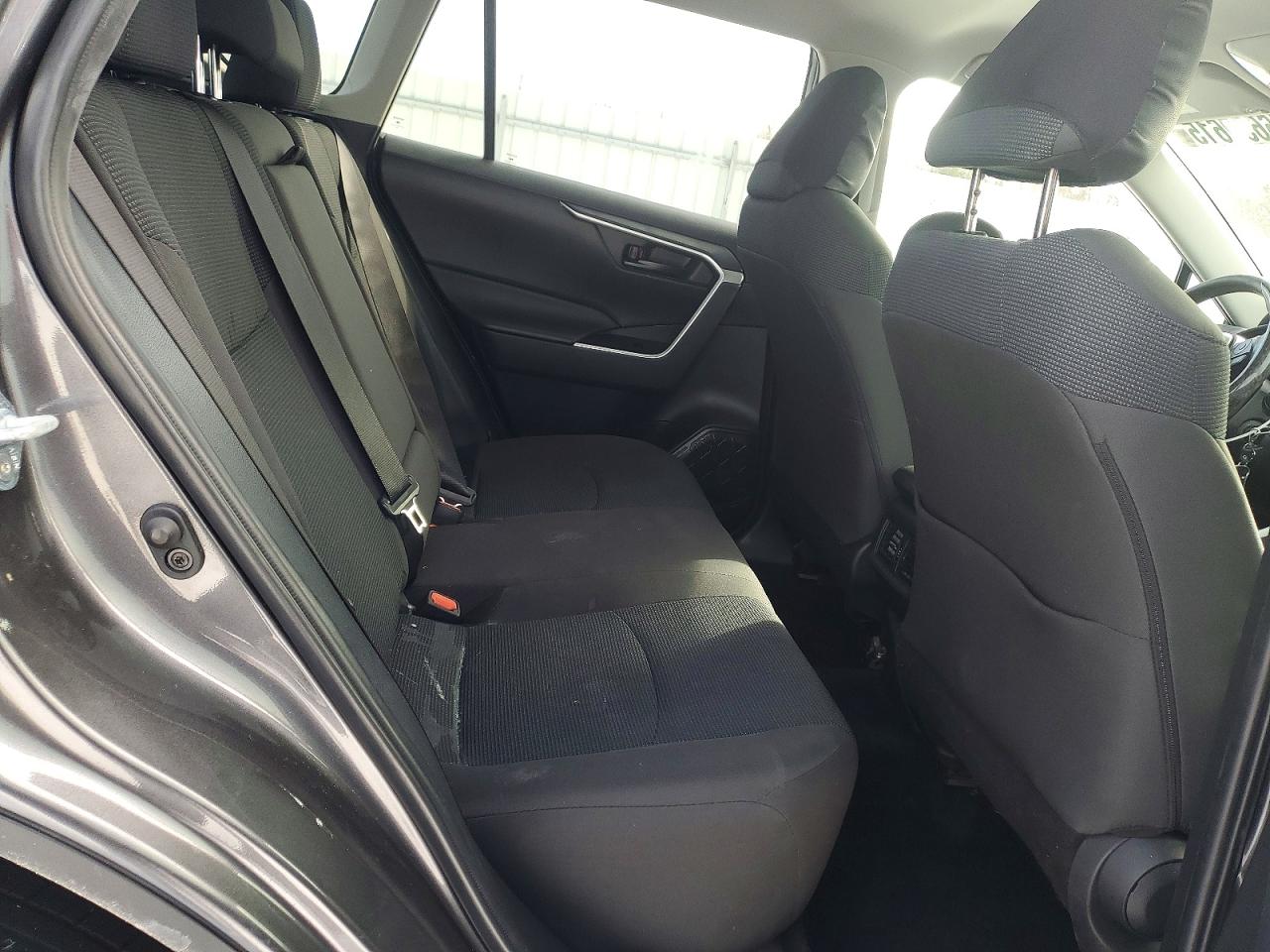 2024 TOYOTA RAV4 LE photo 21