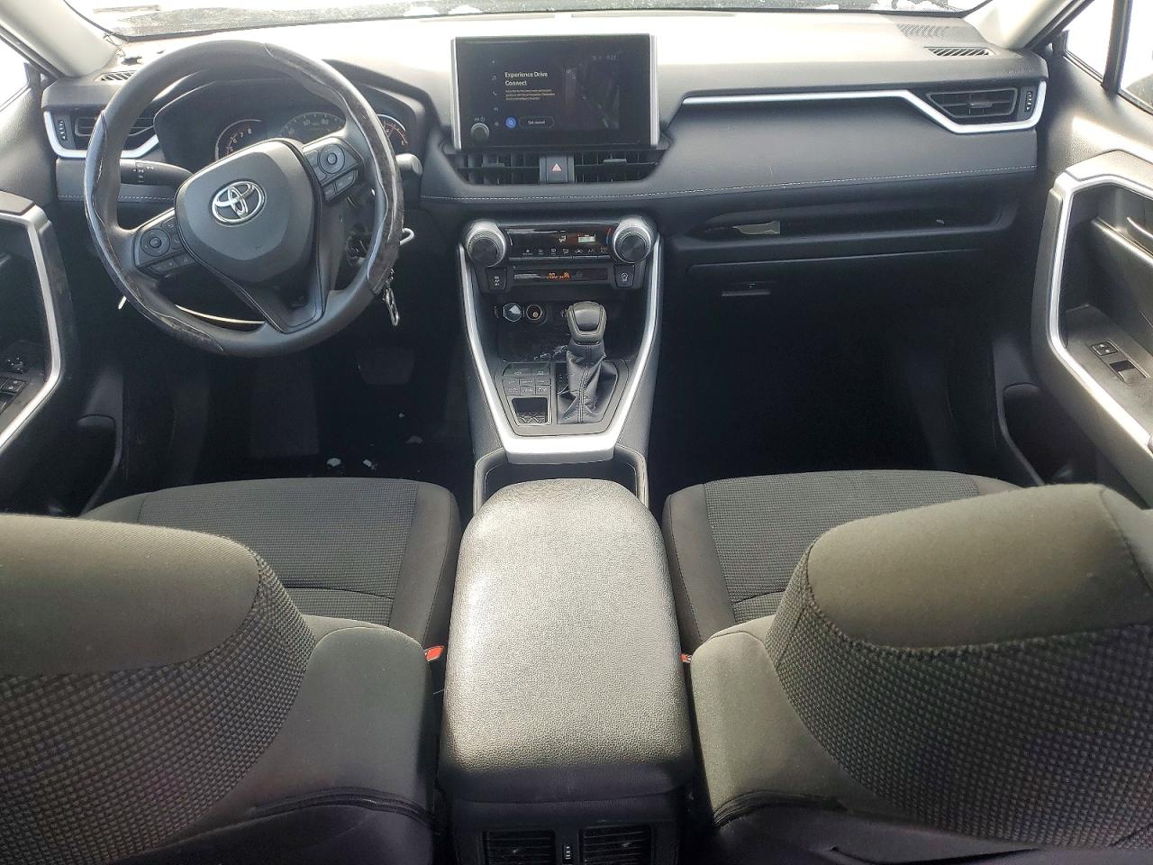 2024 TOYOTA RAV4 LE photo 15
