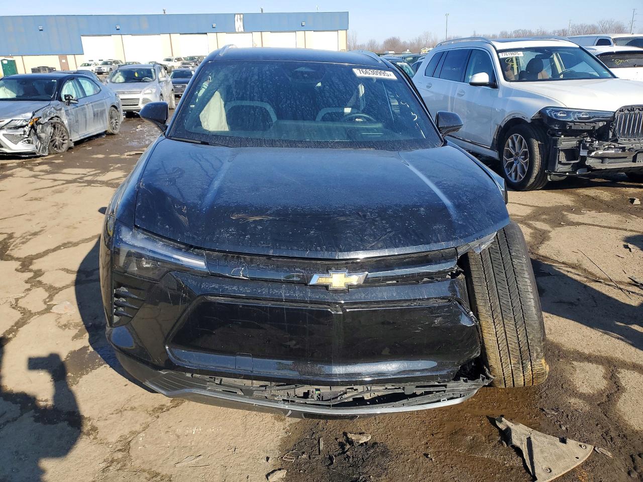 2025 CHEVROLET BLAZER LT photo 5