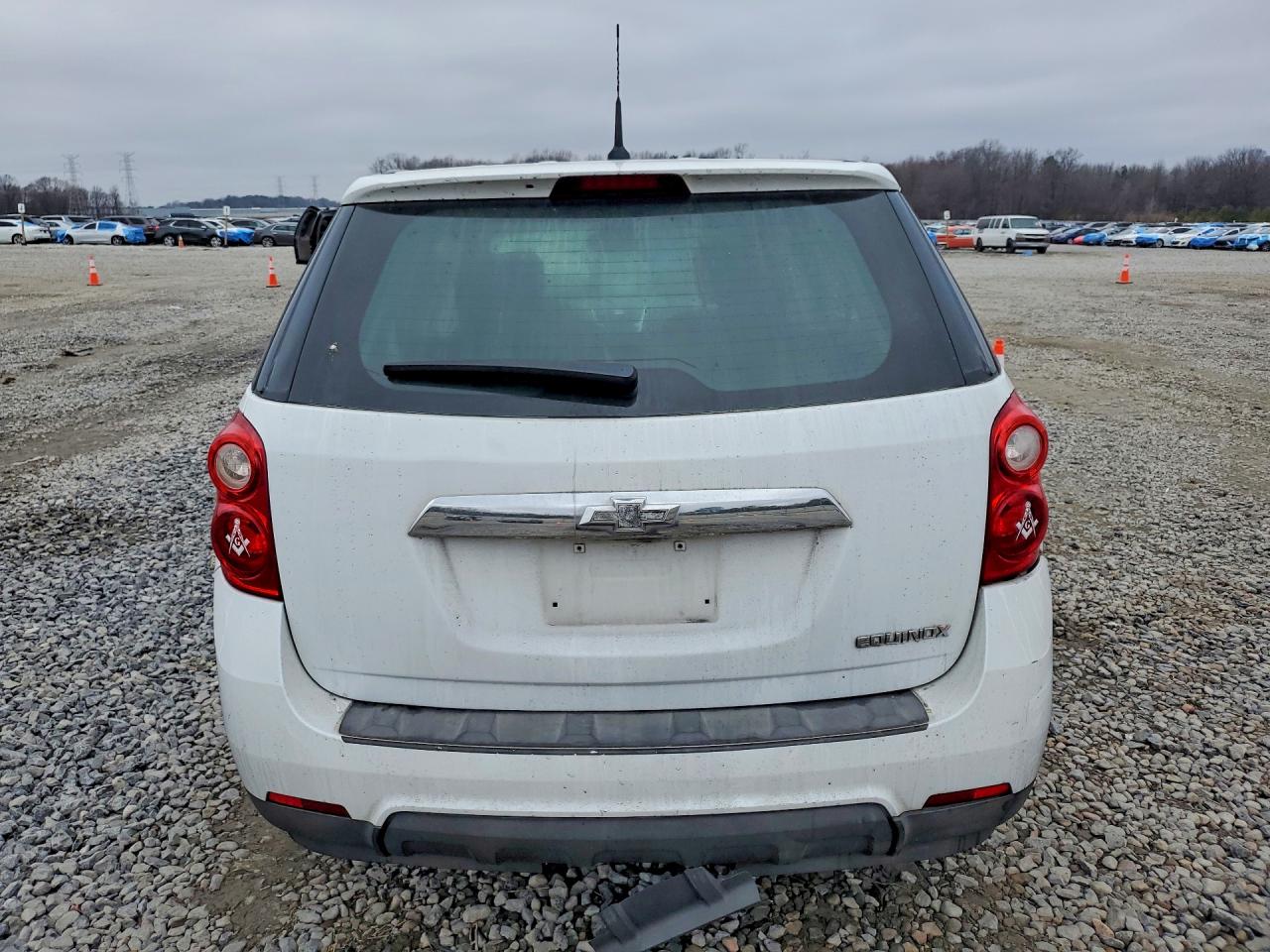 2013 CHEVROLET EQUINOX LS photo 11
