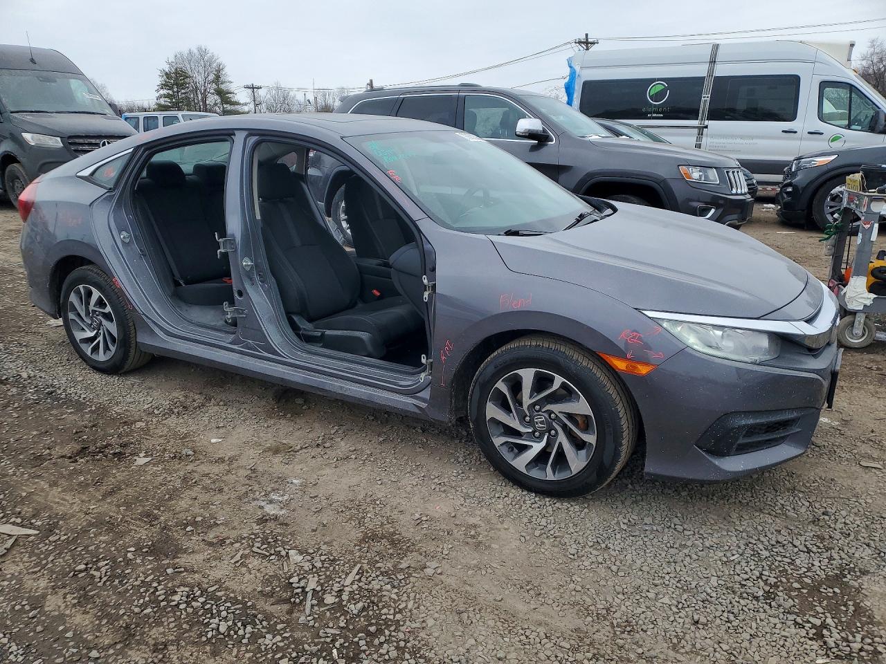 2017 HONDA CIVIC EX photo 4