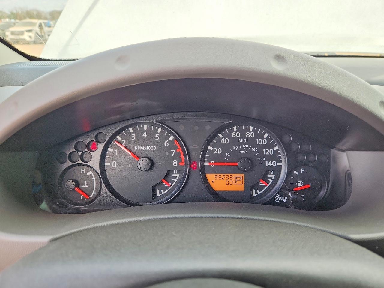 2014 NISSAN XTERRA X photo 25