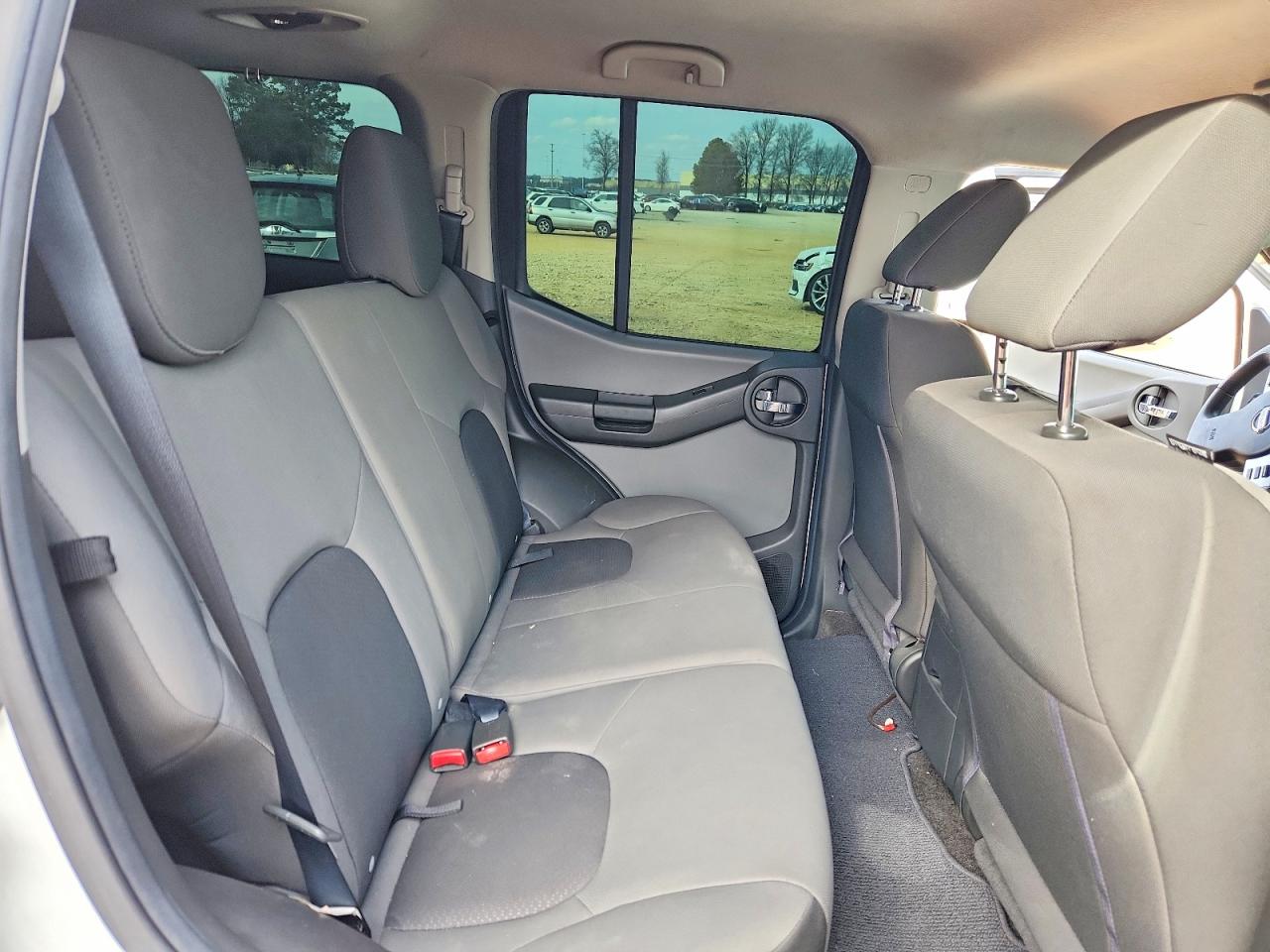2014 NISSAN XTERRA X photo 31