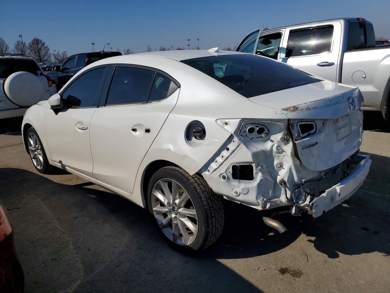 2017 MAZDA 3 GRAND TOURING photo 2