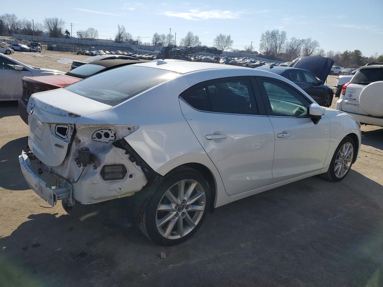 2017 MAZDA 3 GRAND TOURING photo 3