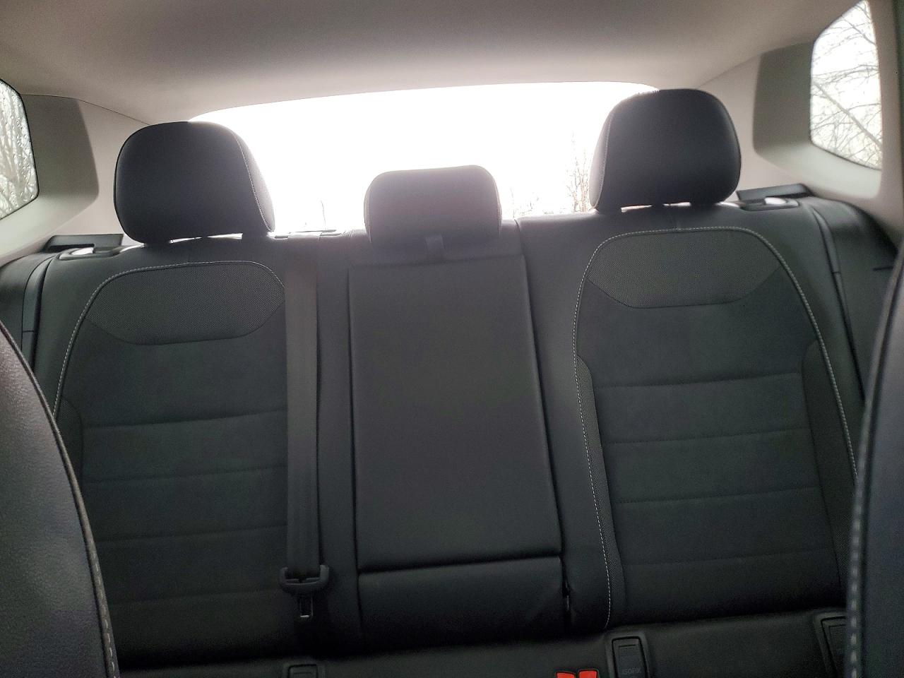 2024 VOLKSWAGEN TAOS SE photo 28