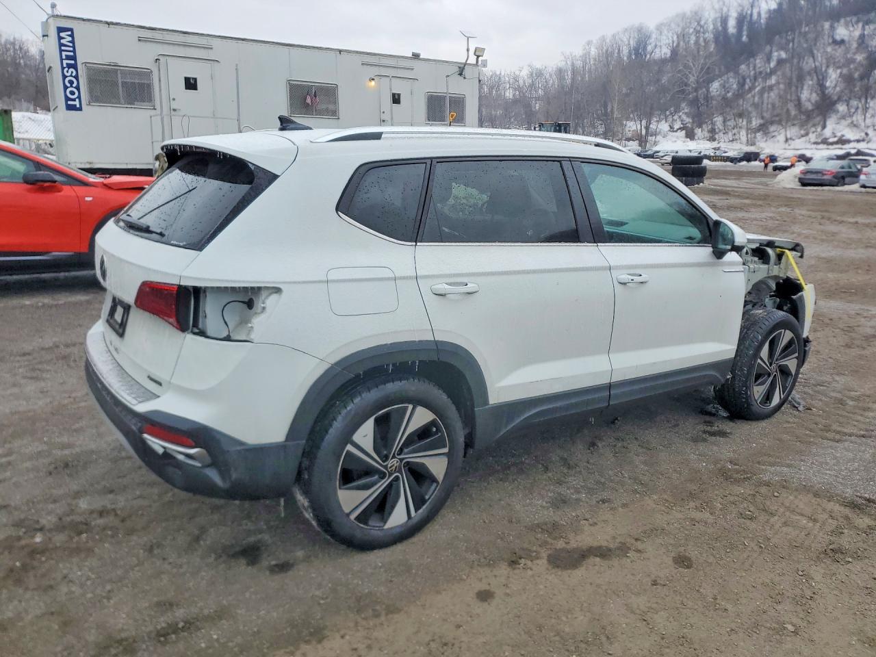 2024 VOLKSWAGEN TAOS SE photo 7